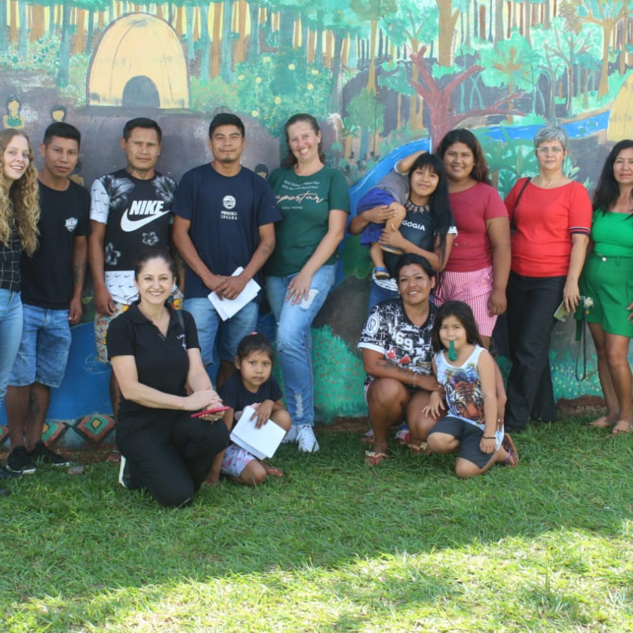 Unioeste: Estudantes e professores realizam atividades em escola indígena de Itaipulândia